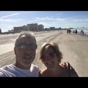 Meet your Posher, Phillip